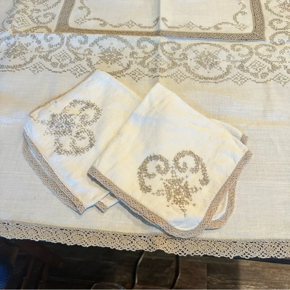 Vintage Tablecloth Lace Cross Stitch